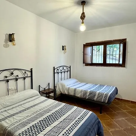 Con Piscina Don Juan Casa vacanze *